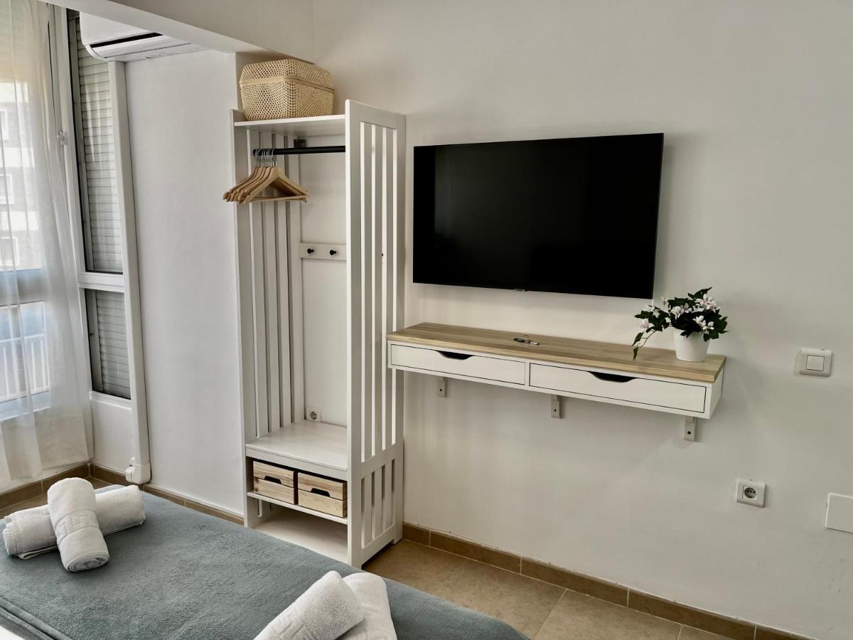Small Apartament By The Sea Malaga Zewnętrze zdjęcie